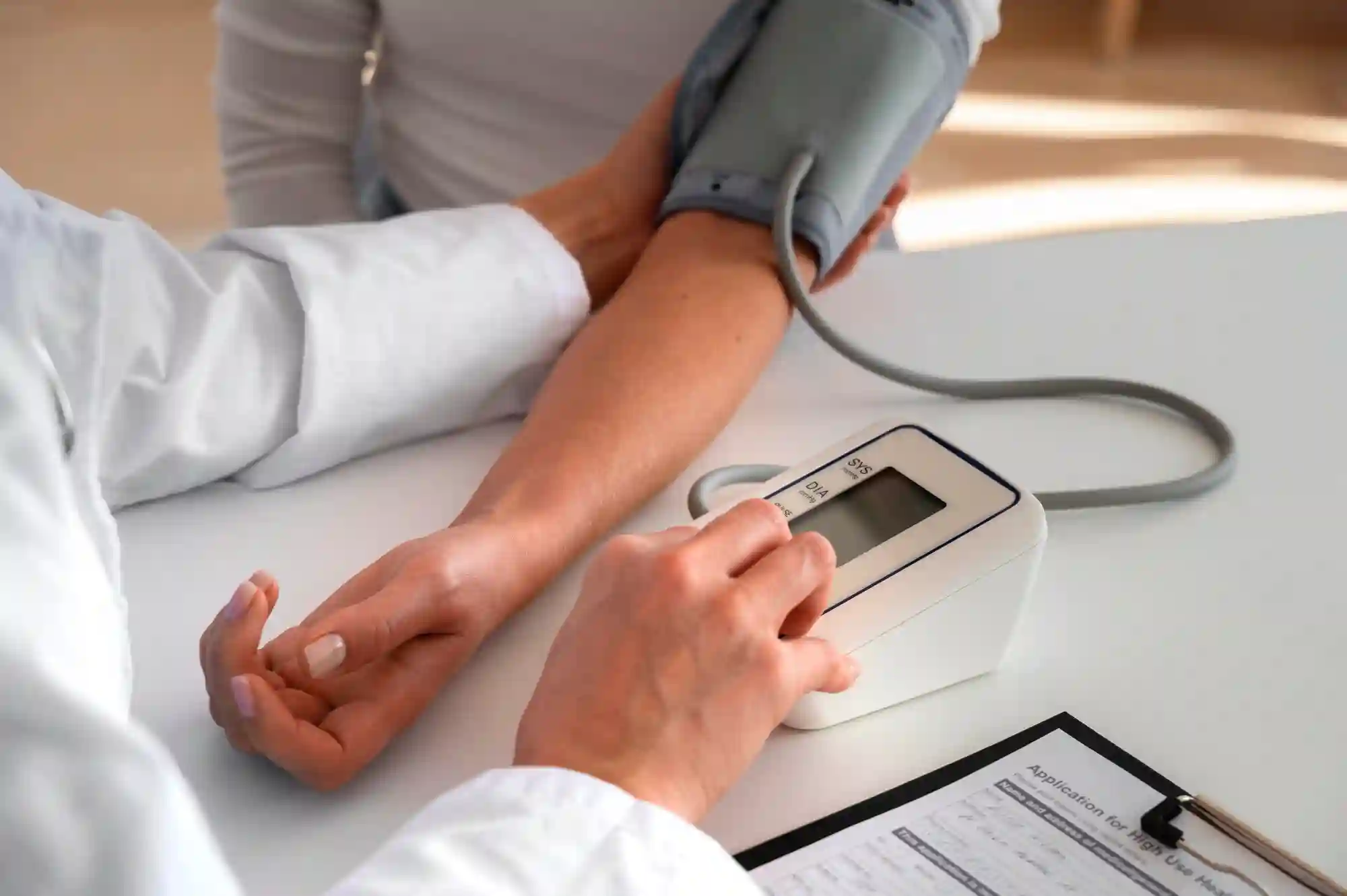 Understanding High Blood Pressure: Causes, Symptoms, and Prevention Understanding High Blood Pressure: Causes, Symptoms, and Prevention